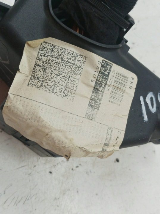 Блок предохранителей 1.9 TDI 105 л.с. Volkswagen Jetta V (2005-2010), фото 2