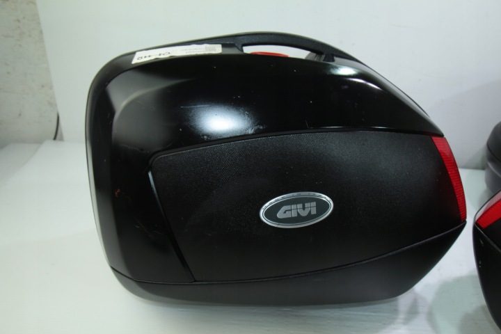 SUZUKI GSF 650 BANDIT 07-08 КОФРЫ БОКОВЫЕ ЦЕНТРАЛЬНЫЕ GIVI, фото 11