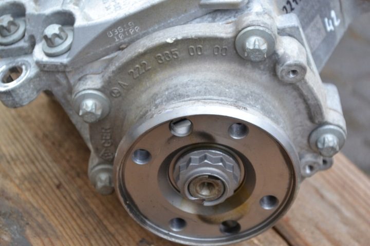 Редуктор дифференциал Mercedes Benz E C S класс W238 A2213307701, фото 5