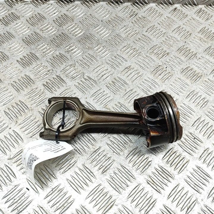 Поршень с шатуном BMW G01 G20 G21 G22 G26 G30 B48M B48B16A 9468870 8484614, фото 1
