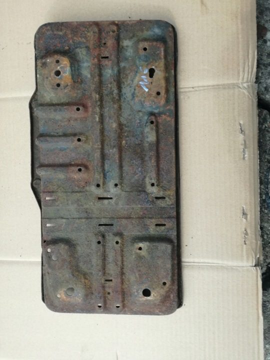 Полка под аккумулятор Mercedes W116 SE SEL 72-79 1166200018, фото 2