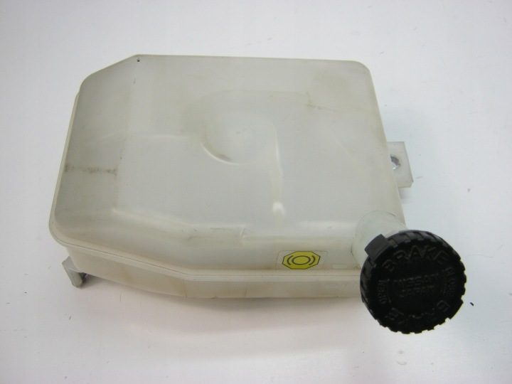БАЧОК ТОРМОЗНОЙ ЖИДКОСТИ NISSAN CABSTAR MAXITY NT400, фото 3