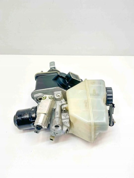 Бачок тормозной жидкости MERCEDES-BENZ SL (R230) A2304300302 5.5L бензин, фото 4