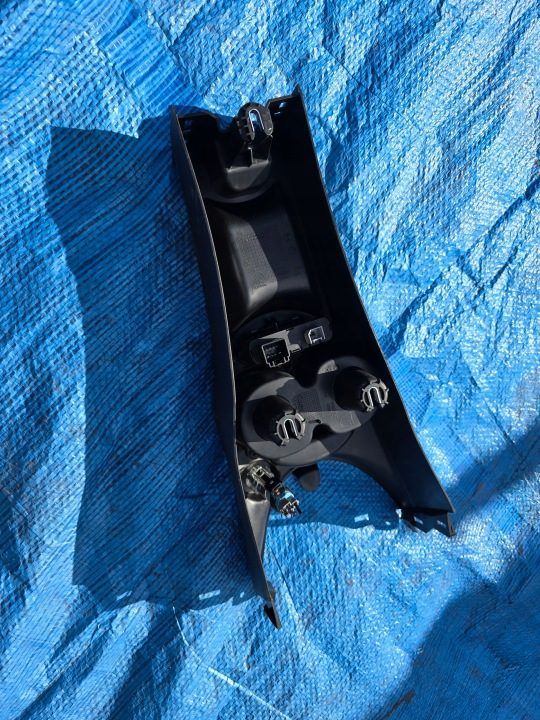 FIAT 500 ЦЕНТРАЛЬНЫЙ ТОННЕЛЬ РАЗЪЕМ USB AUX 735627522, фото 3