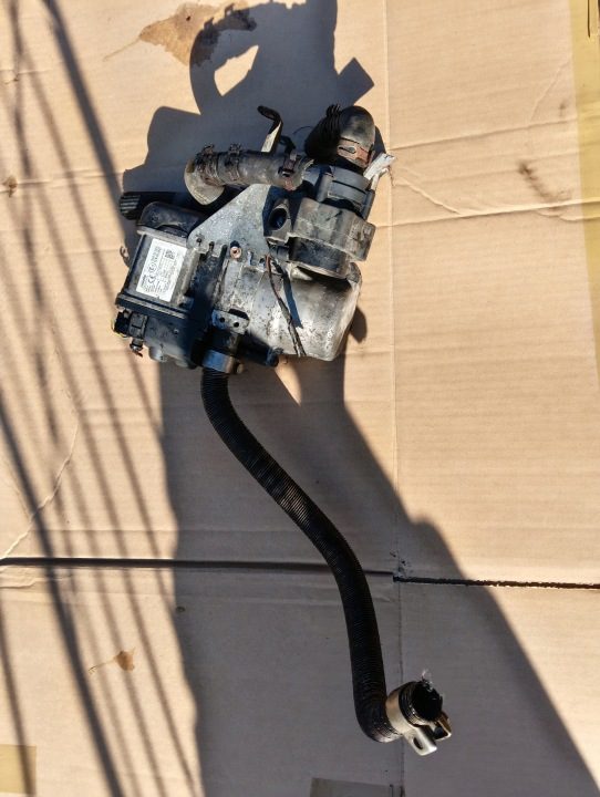 WEBASTO ПОДОГРЕВАТЕЛЬ JEEP WK2 12R000258, фото 1