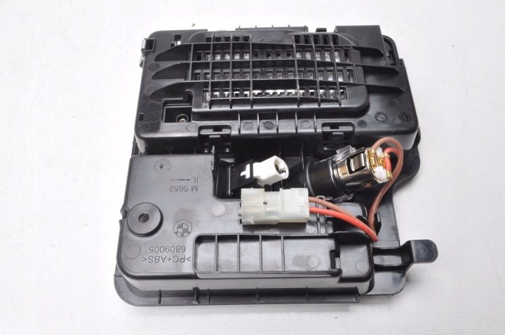 BMW Z4 G29 G11 G12 БЕСПРОВОДНАЯ ЗАРЯДКА 6809004 5A0E550, фото 5
