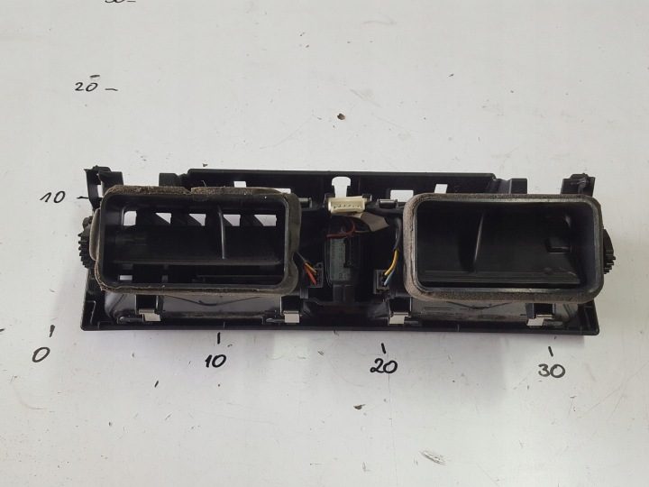 BMW X5 E70 06-09r РЕШЕТКИ ОБДУВА СРЕДНИЕ, фото 3