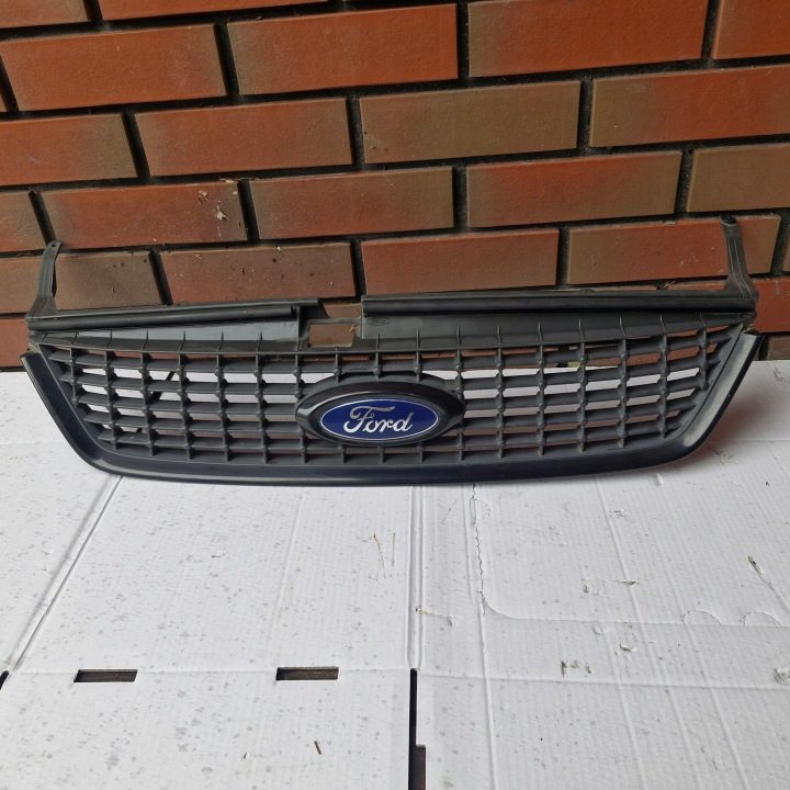 Ford Mondeo решетка радиатора 7S71-8200-D, фото 2