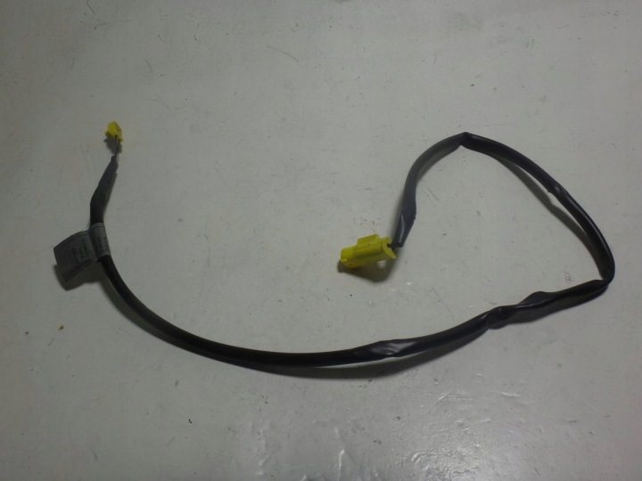 ТРУБКА НАТЯЖИТЕЛЯ ЗАМКА klamry передней панели BMW E39 E39 6908852, фото 1