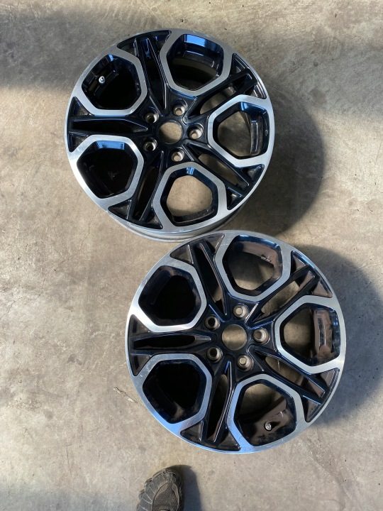 Литой диск Suzuki OE SD24W 6.5" x 17" 5x114.3 ET 50, фото 1