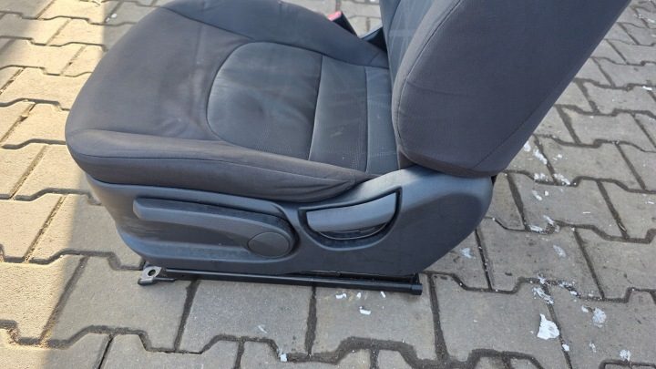 СИДЕНЬЕ ПЕРЕДНЕЕ ЛЕВОЕ ВОДИТЕЛЯ KIA RIO III 2012 3D 3DRZWI, фото 7