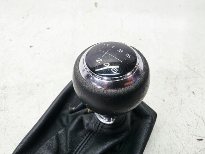 ЧЕХОЛ РУЧКА ПЕРЕКЛЮЧЕНИЯ ПЕРЕДАЧ AUDI A3 8V 8V0863278C 1KT 1/26, фото 7