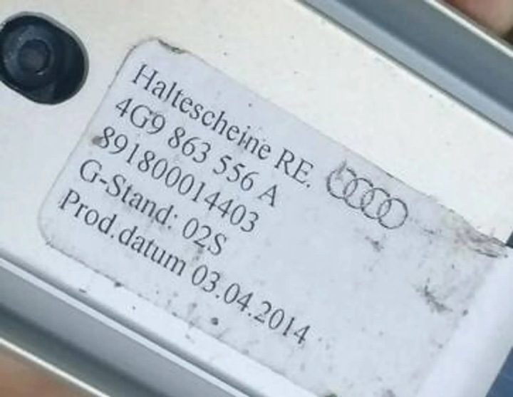 Audi A6 C7 - направляющая багажника правая 4G9863556A, фото 2