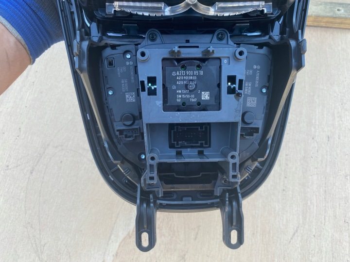 ПАНЕЛЬ КОНДИЦИОНЕРА СРЕДНЯЯ ТОННЕЛЬ ДЕКОР MERCEDES W213 18 г., фото 14