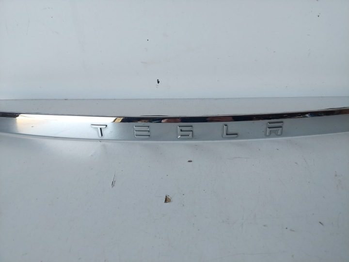 IT-763 Tesla Model S 2012- Молдинг крышки хром багажника 1025776-00-A, фото 4