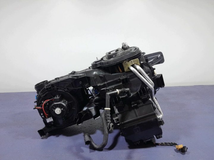 VW Passat B8 рестайлинг 19- отопитель европа 5WB816001, фото 4