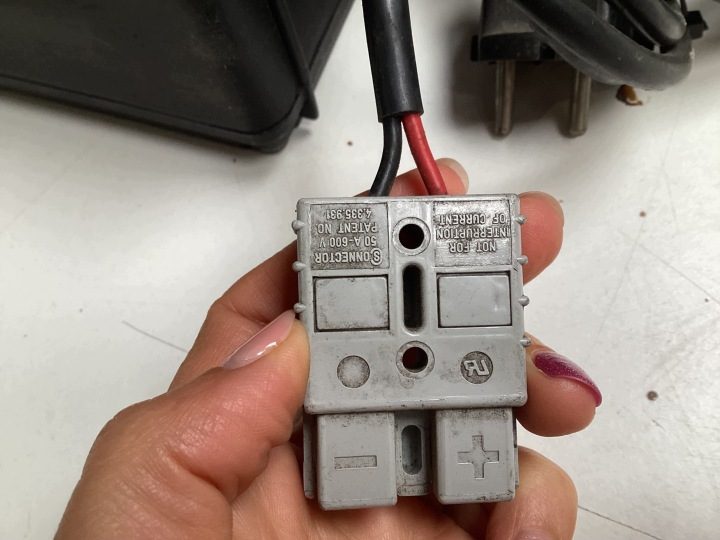 Зарядное устройство Swede Electronics WPC-500 WPC-2412 24V 12A, фото 5