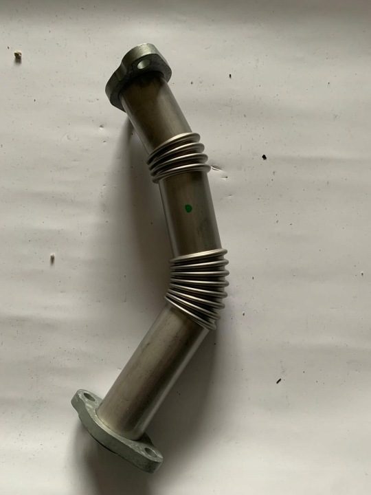 СОЕДИНИТЕЛЬ RECYRKULATORA ВЫХЛОПНЫХ ГАЗОВ MAN TGA 51081530047, фото 2
