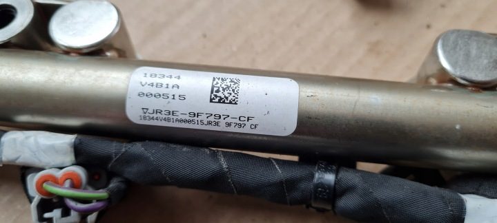 MUSTANG VI РЕСТАЙЛИНГ GT МОЛДИНГ ТОПЛИВА ТОПЛИВНЫЙ МОЛДИНГА 2X 5.0 V8, фото 9