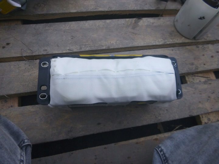 ПОДУШКА БЕЗОПАСНОСТИ ПАССАЖИРА VW PASSAT B6 3C0880204C, фото 1