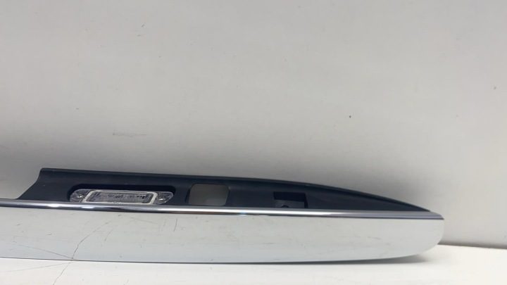 Mercedes R W251 молдинг накладка крышки задняя фонаря хром A2517400593, фото 3