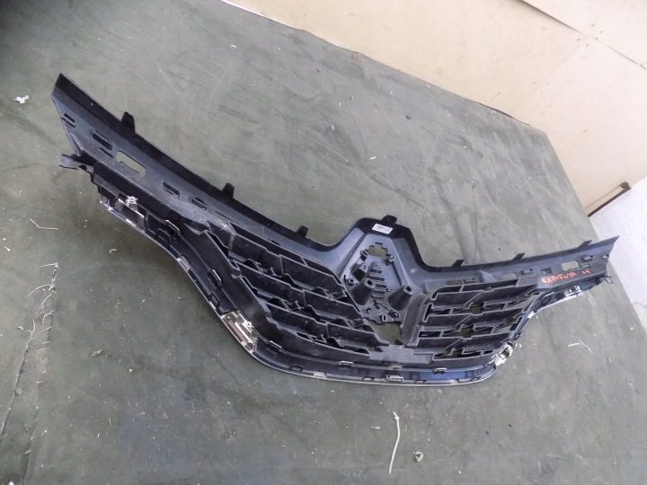Решетка радиатора Renault Captur II 19- 623105565R хром целый, фото 7