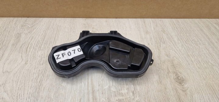 BMW E81 E82 E87 E88 РЕСТАЙЛИНГ ЗАГЛУШКА КРЫШКА ПРАВОЙ ФАРЫ ПЕРЕДНЕЙ ZF070, фото 2