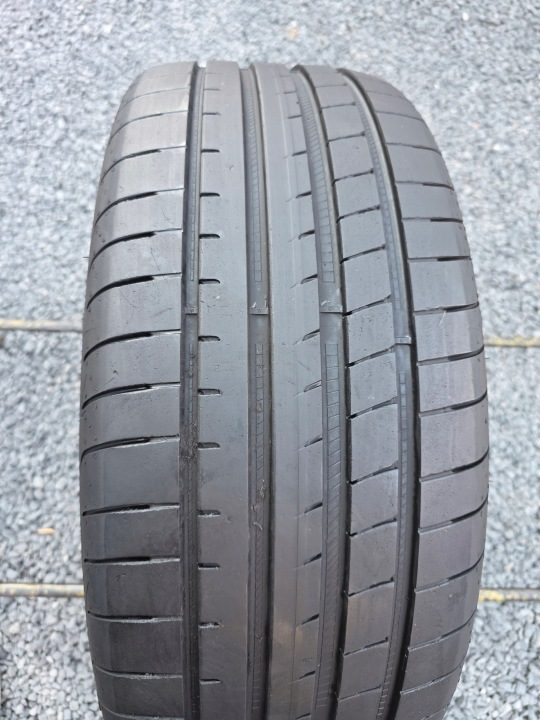 Шина летняя Goodyear Eagle F1 Asymmetric 3 ВНЕДОРОЖНИК 245/45R20 103 Вт усилитель (XL), фото 1
