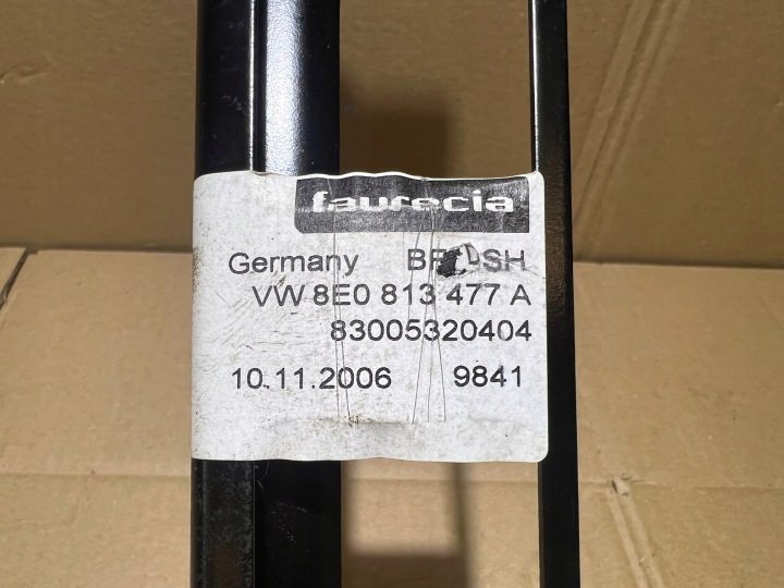 AUDI A6 C6 КРЕПЛЕНИЕ ISOFIX СИДЕНЬЯ ПРАВОГО ПЕРЕДНЕГО ПАССАЖИРА 8E0813477A, фото 6