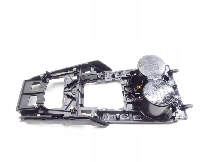 Крышка ПАНЕЛЬ ТОННЕЛЬ ПЕРЕДНИЙ СТАКАНЫ КРОНШТЕЙН САЛОН 8V2864261C Audi A3 8V, фото 6