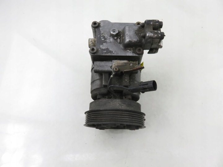 КОМПРЕССОР КОНДИЦИОНЕРА HYUNDAI ACCENT II, фото 2