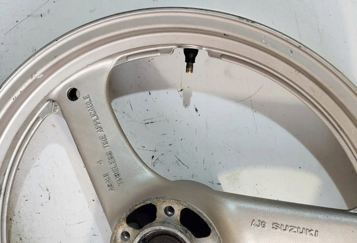 Диск передний 17"x3,00" Suzuki GSF 400 BANDIT 1991-1997r, фото 5