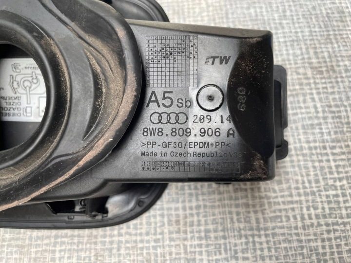 ЛЮЧОК ГОРЛОВИНЫ БЕНЗОБАКА AUDI A5 SPORTBACK 8W8809906A, фото 3