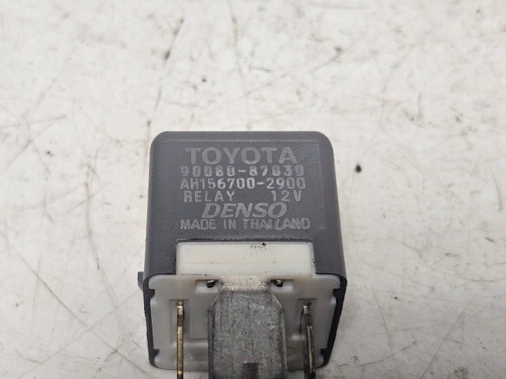 Toyota Corolla Verso Реле 2006 2.2L 9008087030 90080-87030, ah156700-, фото 3