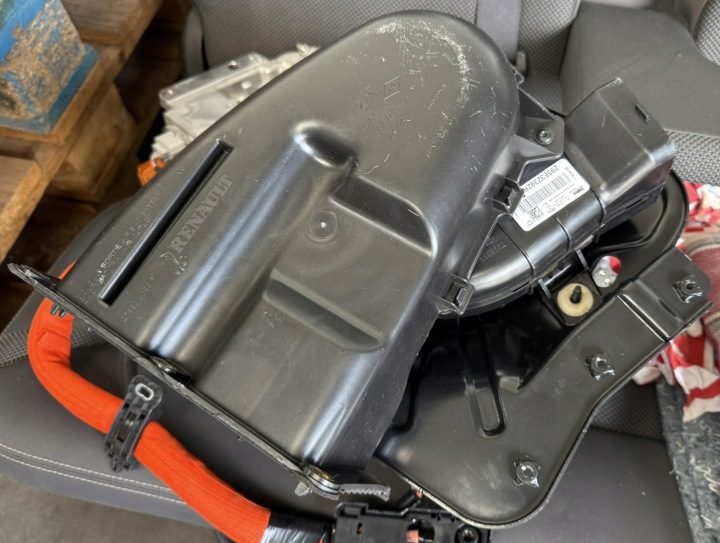 ВЕНТИЛЯТОР АККУМУЛЯТОРА ГИБРИДНОГО RENAULT SCENIC IV 1.5 ГИБРИД 295E32392R, фото 1