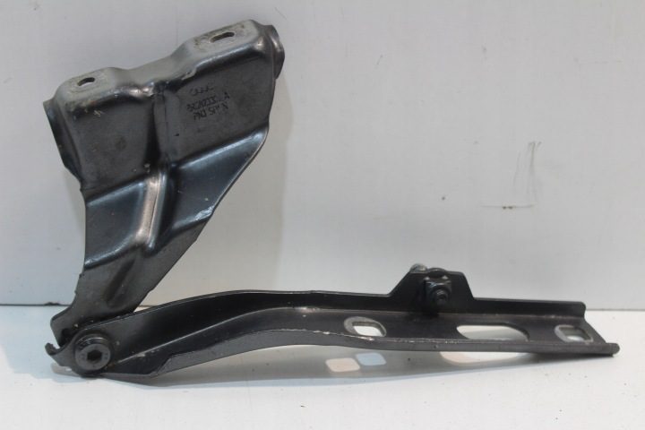 ПЕТЛЯ КАПОТА ПРАВАЯ AUDI Q5 8R 8R0823302A OEM, фото 1
