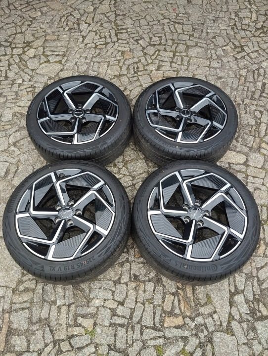 Колеса BYD SEAL 5x120 19 Летние Continental 235 45 19, фото 1