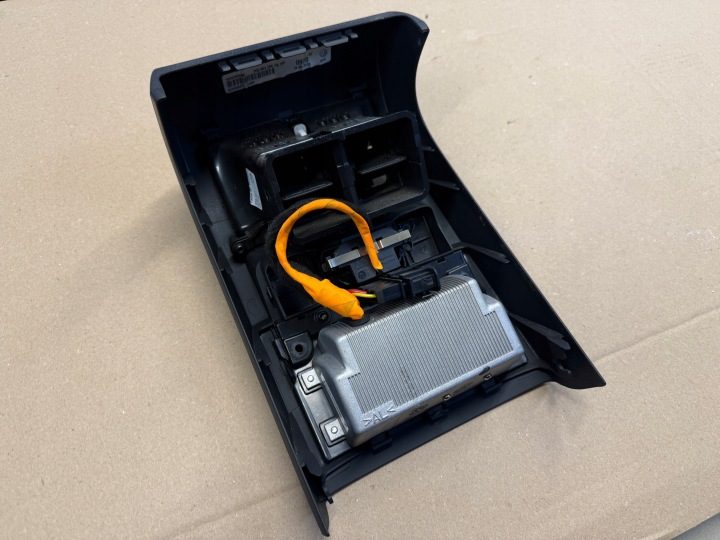 VW PASSAT B6 ДЕФЛЕКТОР ОБДУВА ЗАДНИЙ СРЕДНИЙ 230V 3C0864298CB 3C0907155C, фото 8
