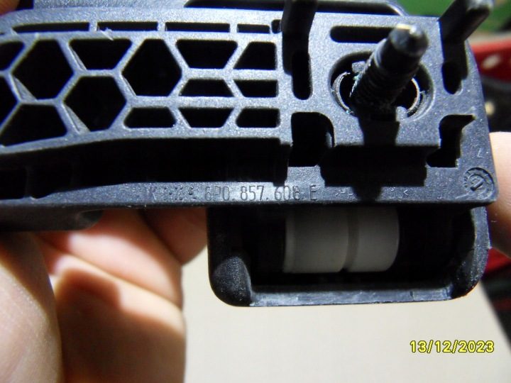 Ручка потолка кронштейн Audi Q7 4L 8P0857608E, фото 4