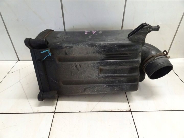 Audi OE 8Z0129620 воздушный фильтр, фото 3
