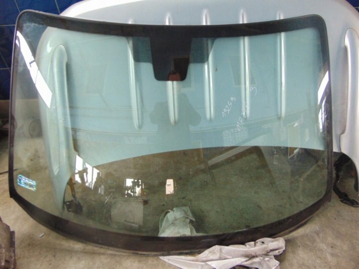 MAZDA 3 СТЕКЛО ПЕРЕДНЕЕ, фото 2