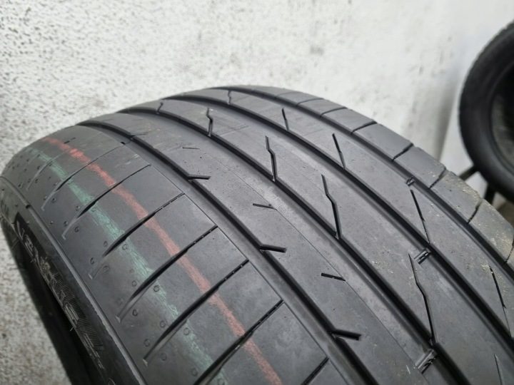 Шина летняя Hankook Ventus Evo K137 245/40R19 98 Y усилитель (XL), фото 3