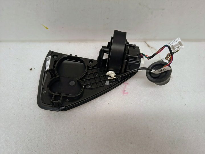 Лючок порт зарядки катафот задний левый Tesla Model 3 1478840-00-A, фото 2
