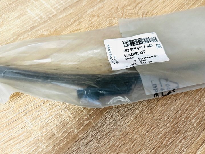 Щетка стеклоочистителя Volkswagen OE 3G9955427F03C задняя 340 мм, фото 2