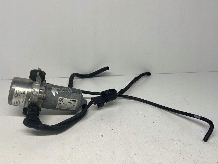 Вакуумный насос BMW I3 L01 REX 6857405, фото 1