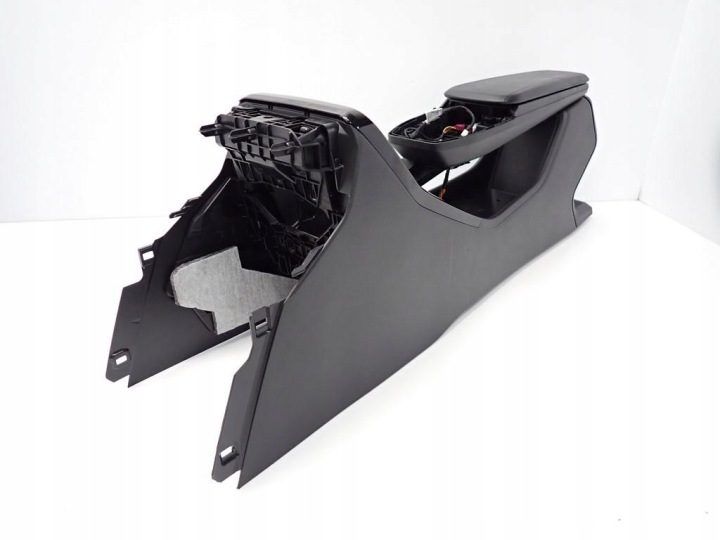 ТОННЕЛЬ ПОДЛОКОТНИК USB ЕВРОПА 5996126 BMW 2 U06 II ACTIVE TOURER 22 г., фото 6