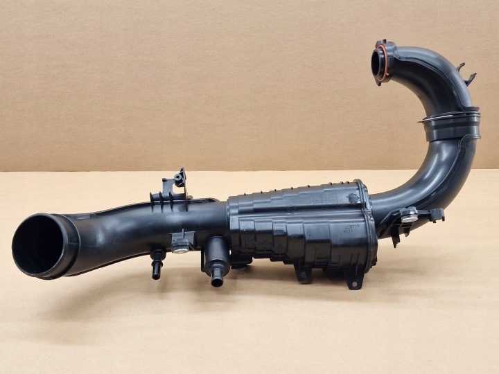 ТРУБКА ВОЗДУХА LYNK&CO LYNK & CO VOLVO XC40 T4 T5 PLUG IN ГИБРИД, фото 1