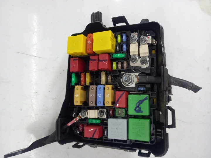 БЛОК ПРЕДОХРАНИТЕЛЕЙ PEUGEOT 2008 II 9824510780 9826717980, фото 3