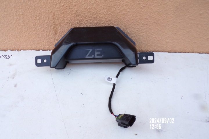 RENAULT ZOE ФОНАРЬ ЗАРЯДКИ БАТАРЕИ 266804179R, фото 1