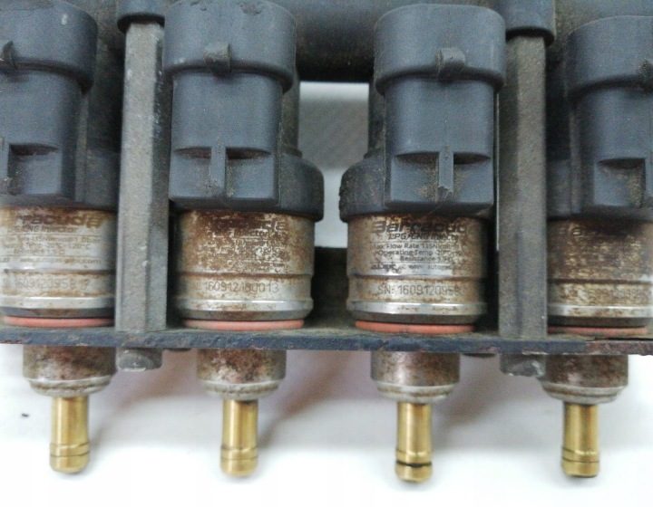 Топливная рампа газа гбо BRC CNG форсунка 110R006408, фото 2